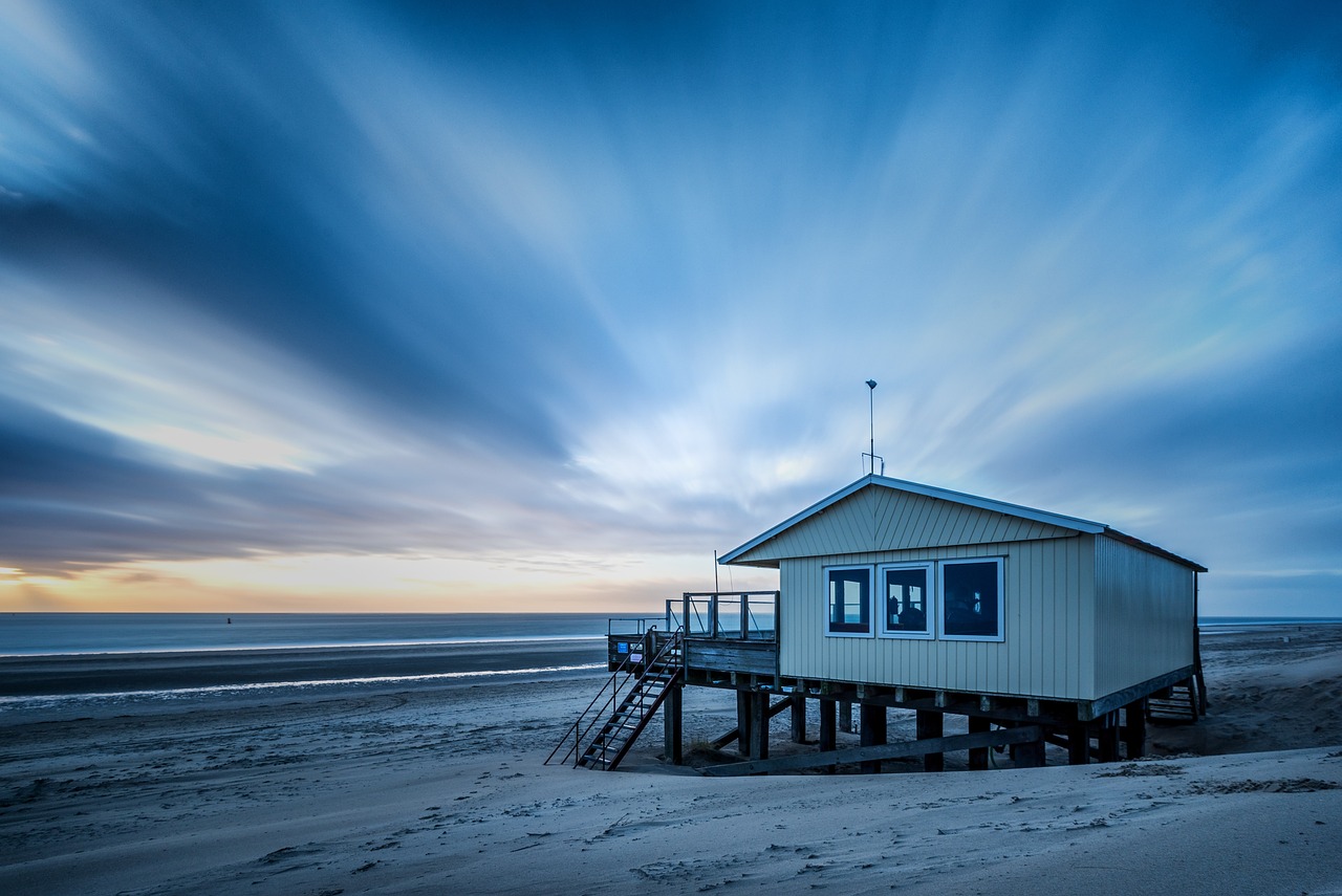 The Perks of Coastal Living: What Makes Properties Near the Shore So Desirable?
